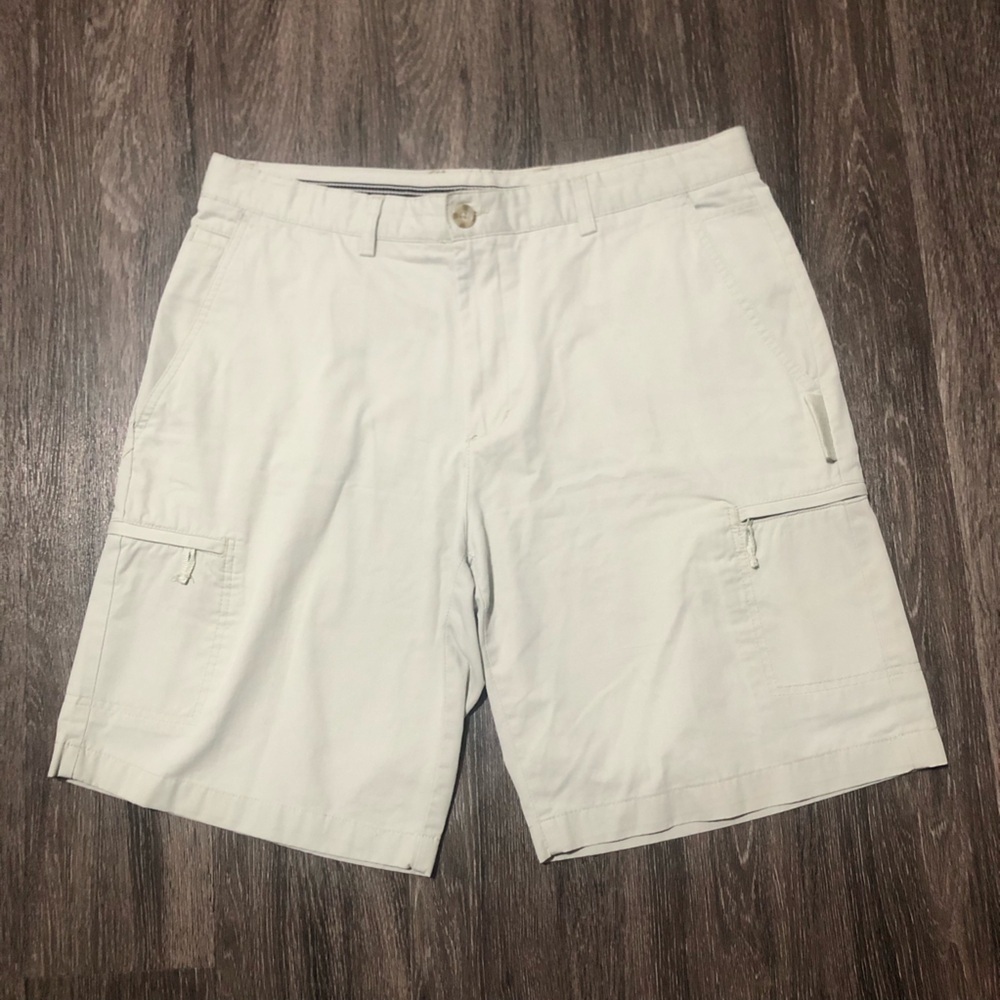 Greg Norman Men's Tech Performance Cargo Golf Shorts - Size 36